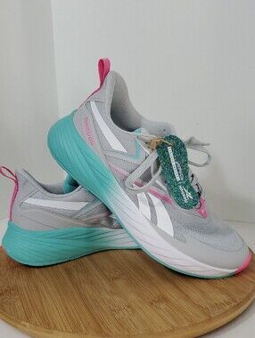 Reebok Verse Women's Running Shoes Aqua Pink Size 9 NIB